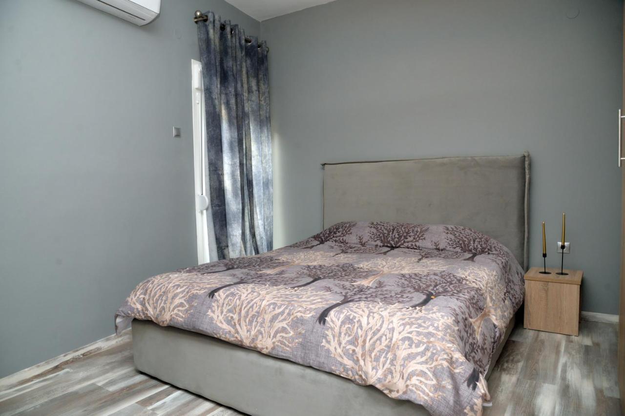Luxury Apartment St Demetrios Downtown Thessaloniki Buitenkant foto